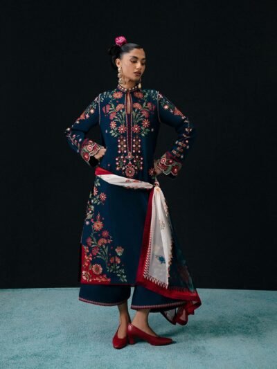 LOOMZIVA Winter Collection – Heavy Embroidered Airjet Dhanak 3-Piece Suit